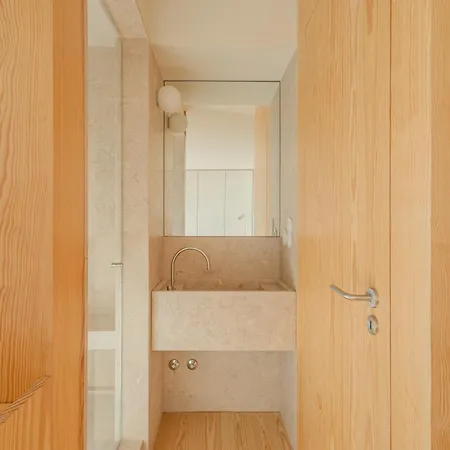 Lioz Aparthotel 4*