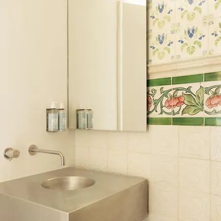 アパートホテル Lioz 4*