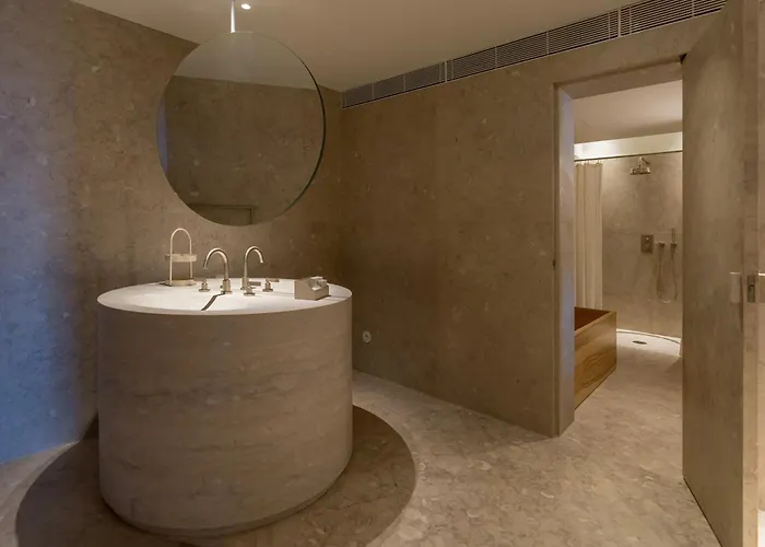 Lioz アパートホテル 4*